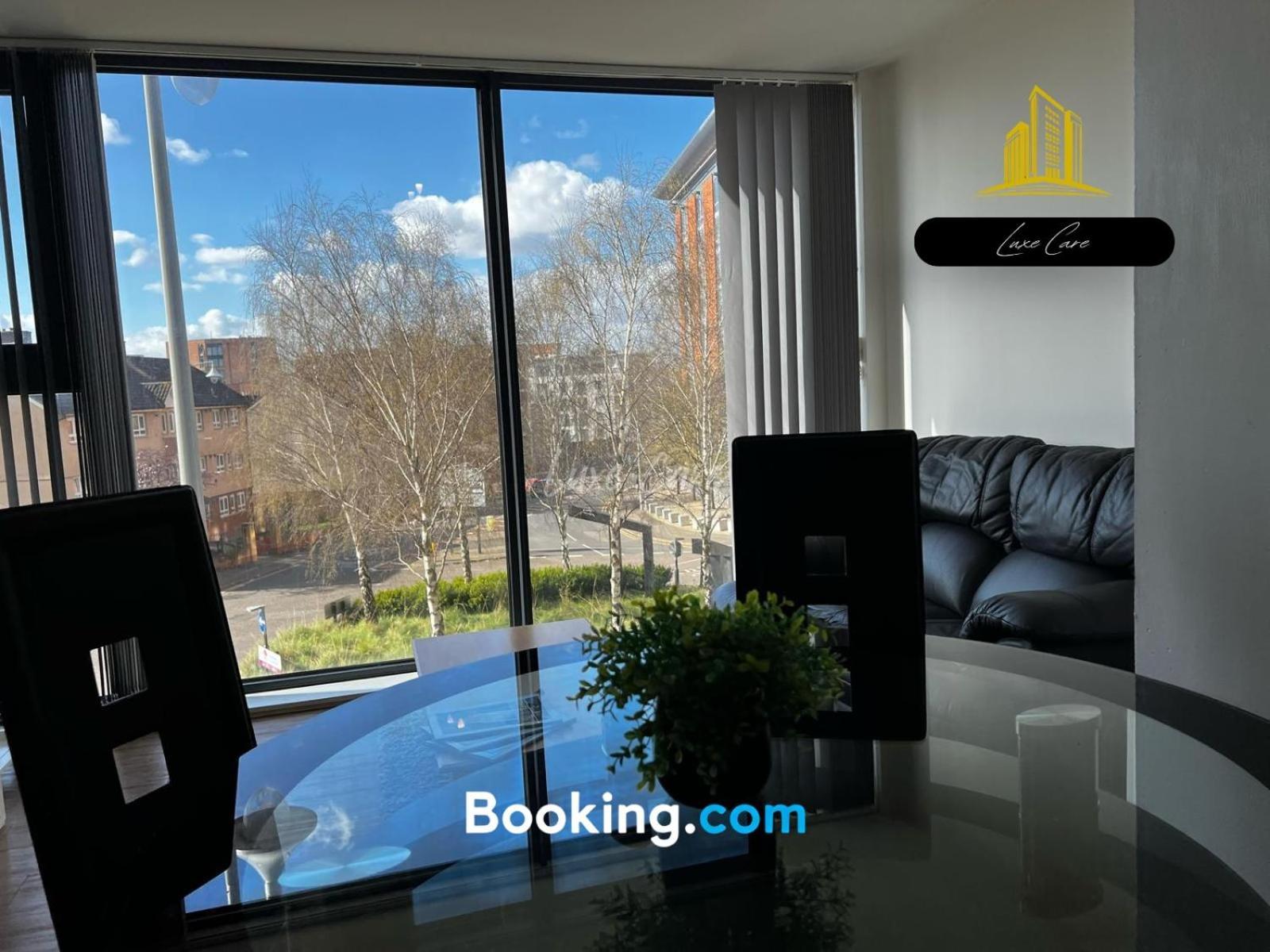 Last-Minute Specials L Book It Now L Sleeps Up To 4 L 2 Bed 2 Bath - Gym - Prime Birmingham Location L Jvt Short Lets Exterior photo